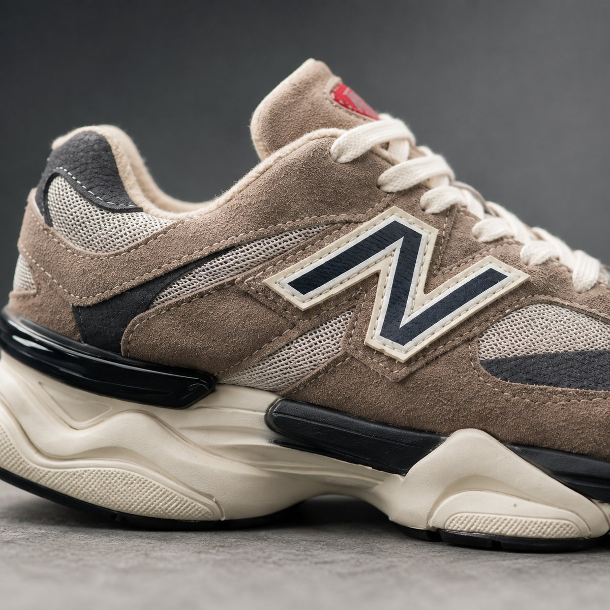 NEW BALANCE 9060 BEGE GRAFITE BAIXA DM