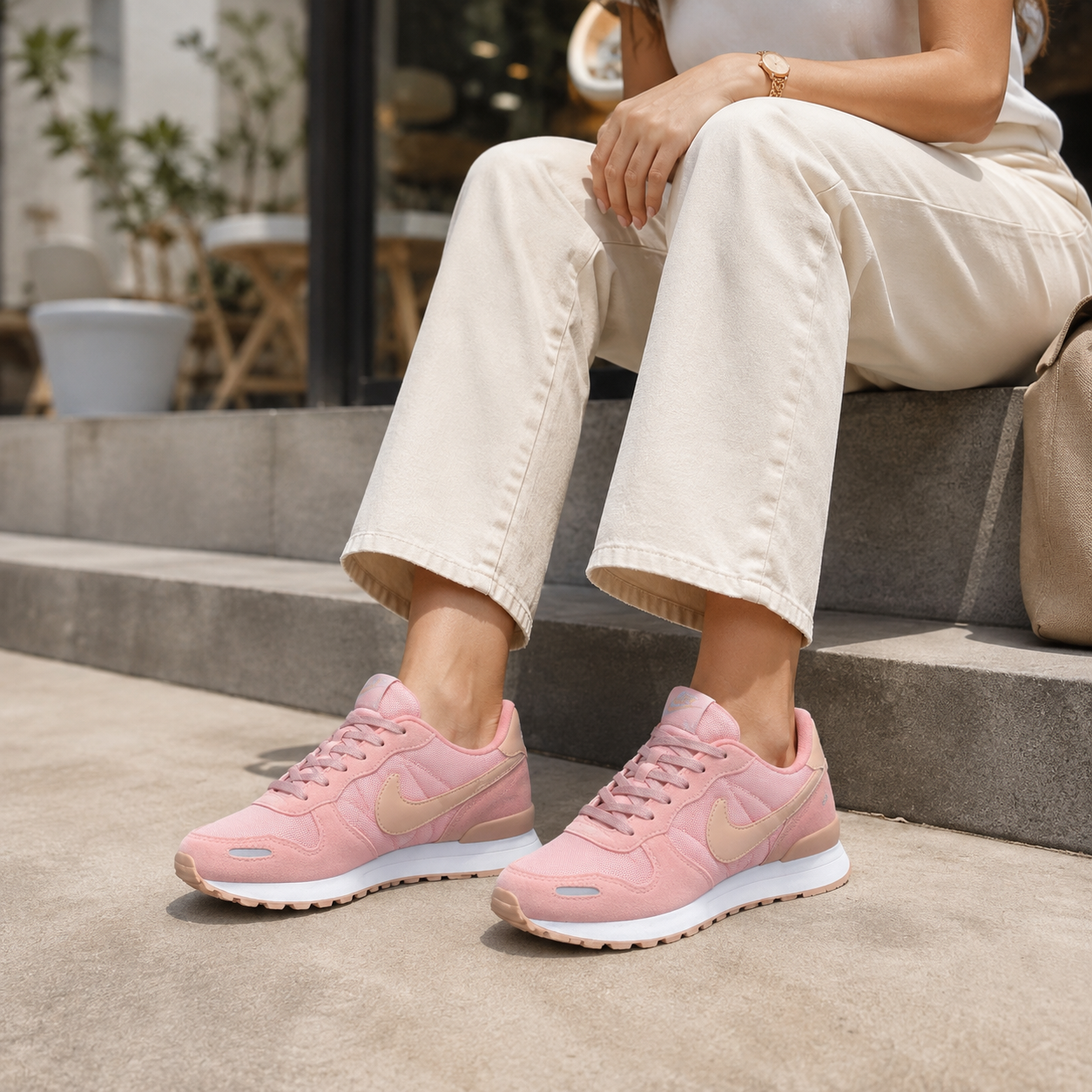 NIKE VORTEX NUDE BAIXA