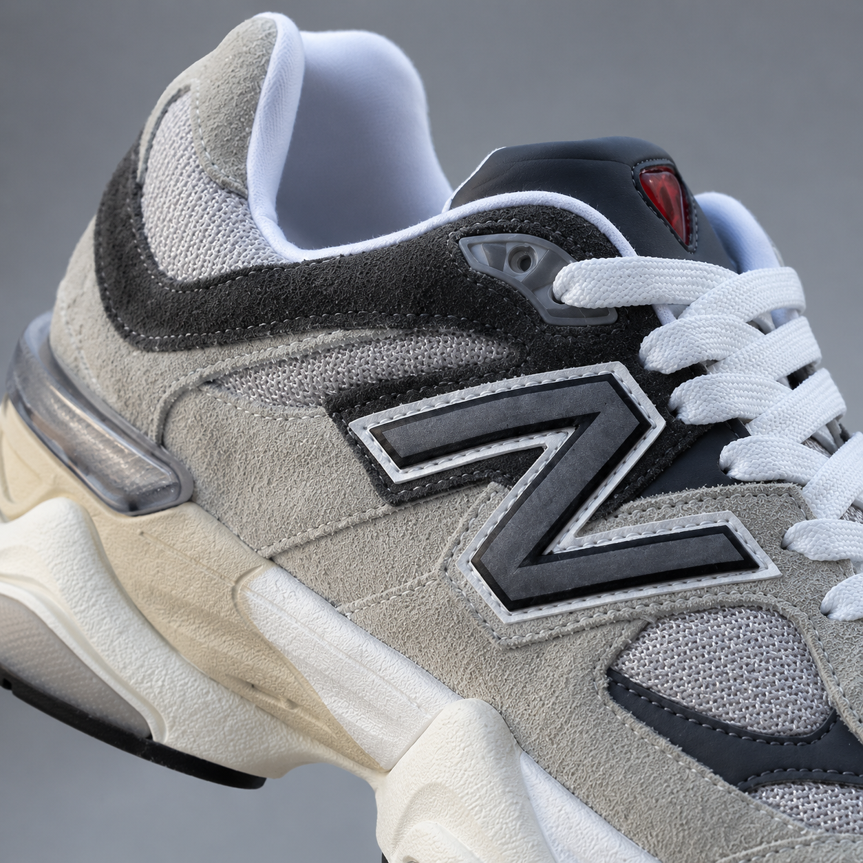 NEW BALANCE 9060 CINZA GRAFITE ALTA PREMIUM