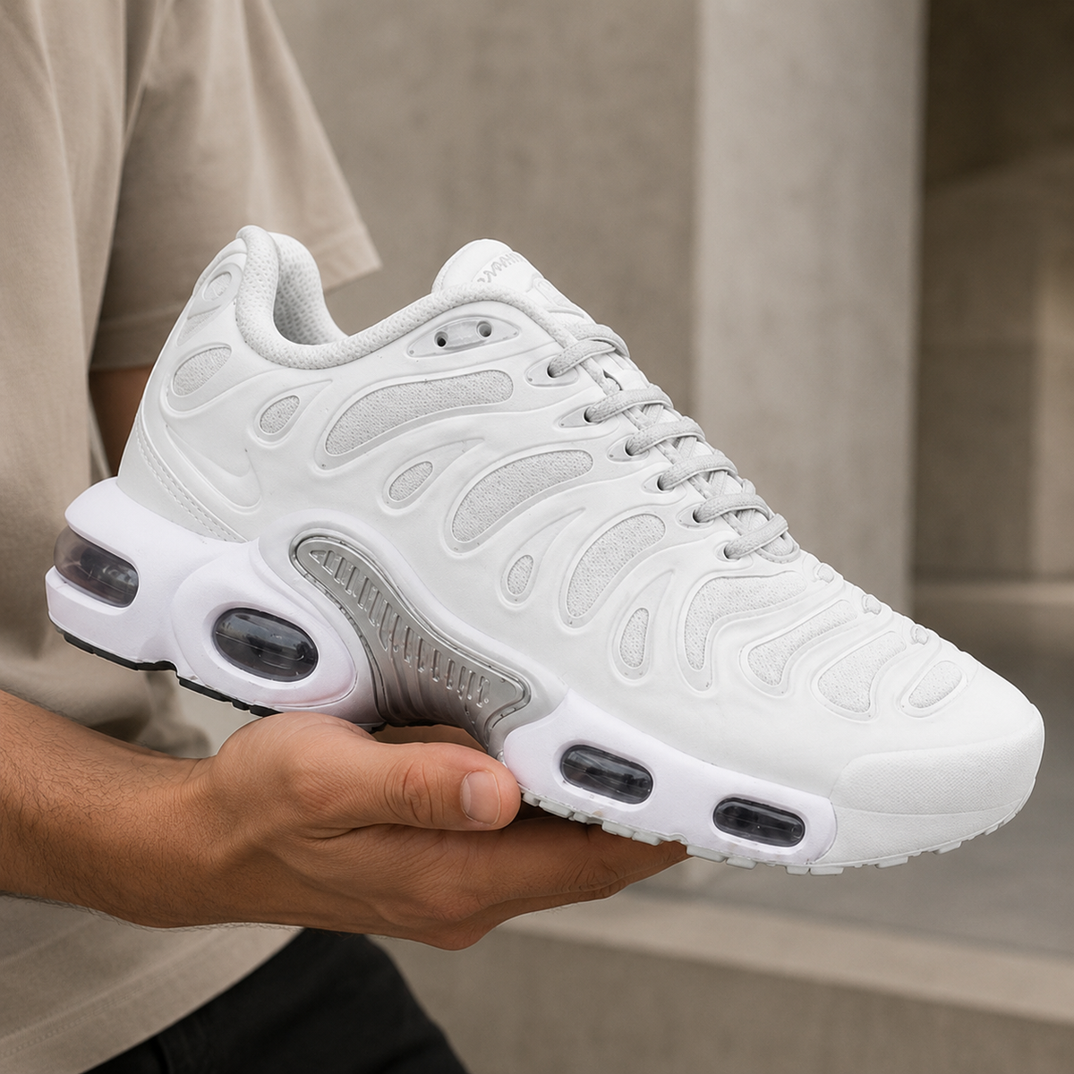 NIKE AIR MAX PLUS DRIFT BRANCO PRATA ALTA