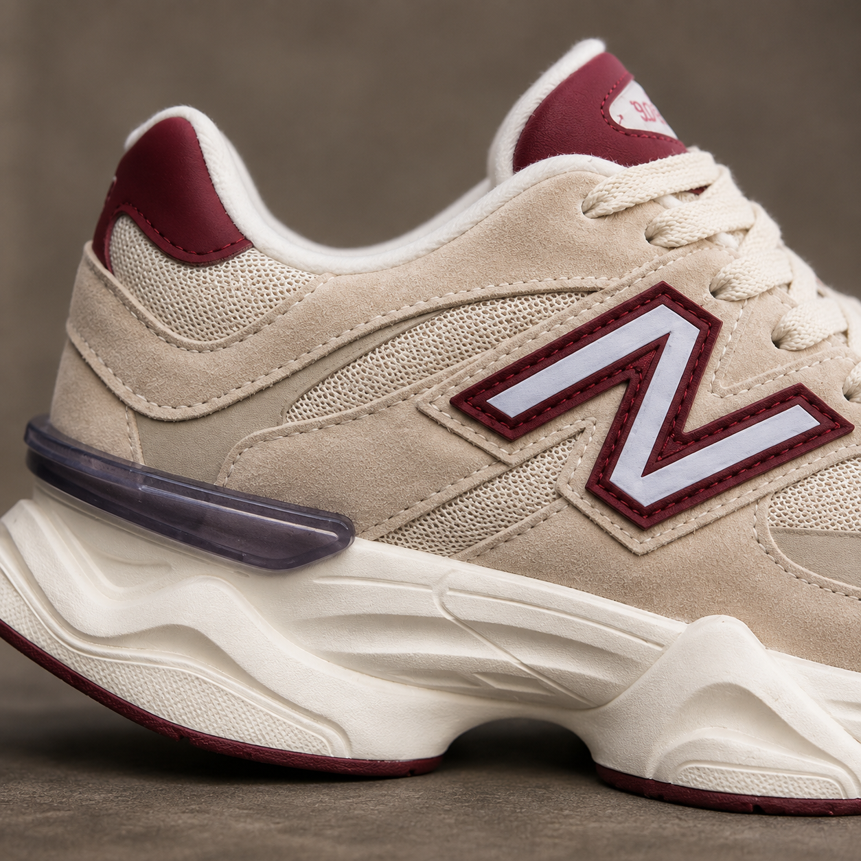 NEW BALANCE 9060 OFF WHITE BORDÔ BAIXA DM