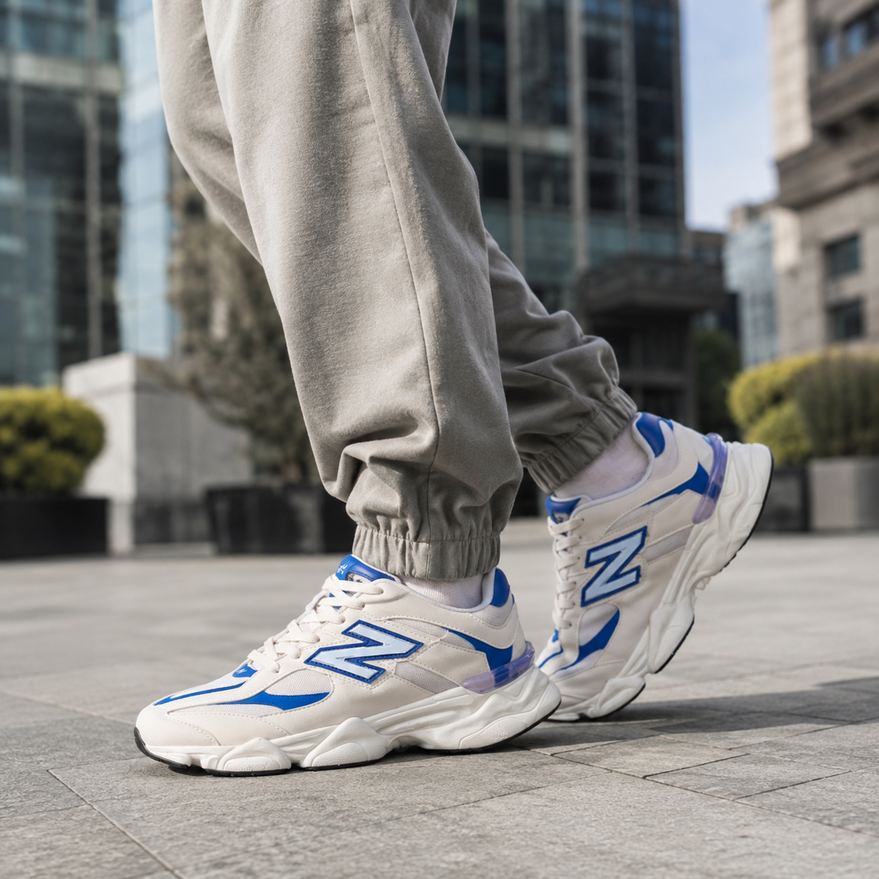NEW BALANCE 9060 OFF WHITE ROYAL ALTA DM