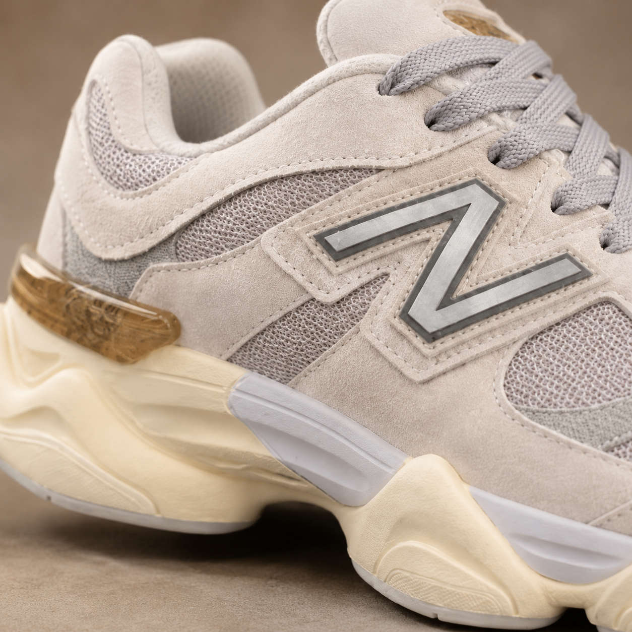 NEW BALANCE 9060 OFF CINZA ALTA