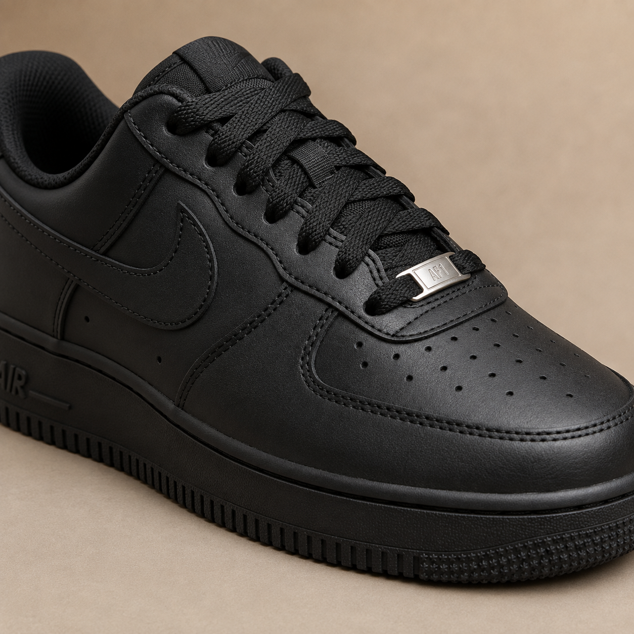NIKE AIR FORCE PRETO BAIXA NL