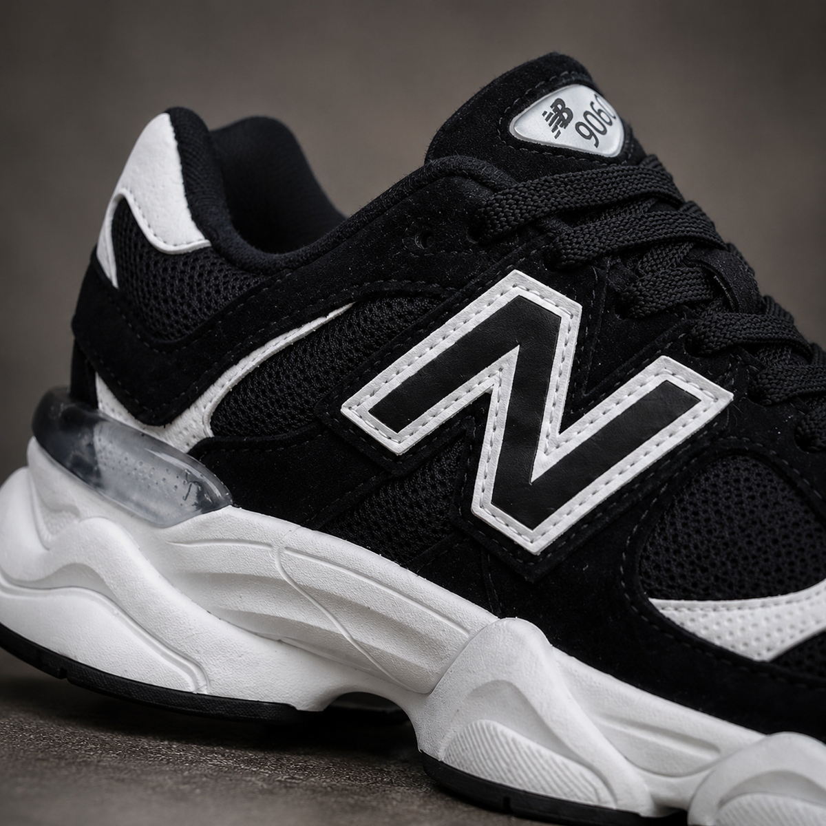 NEW BALANCE 9060 PRETO BRANCO BAIXA RB