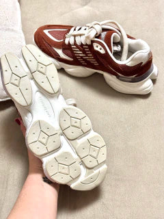 New balance 9060