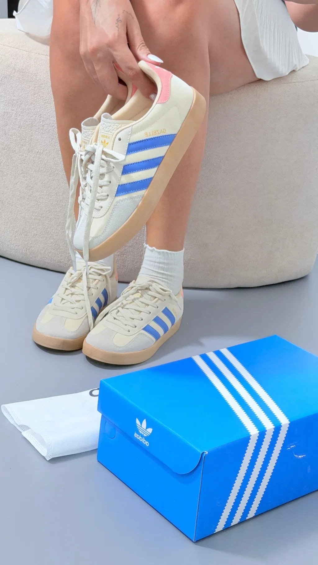 Adidas Gazelle bege/azul