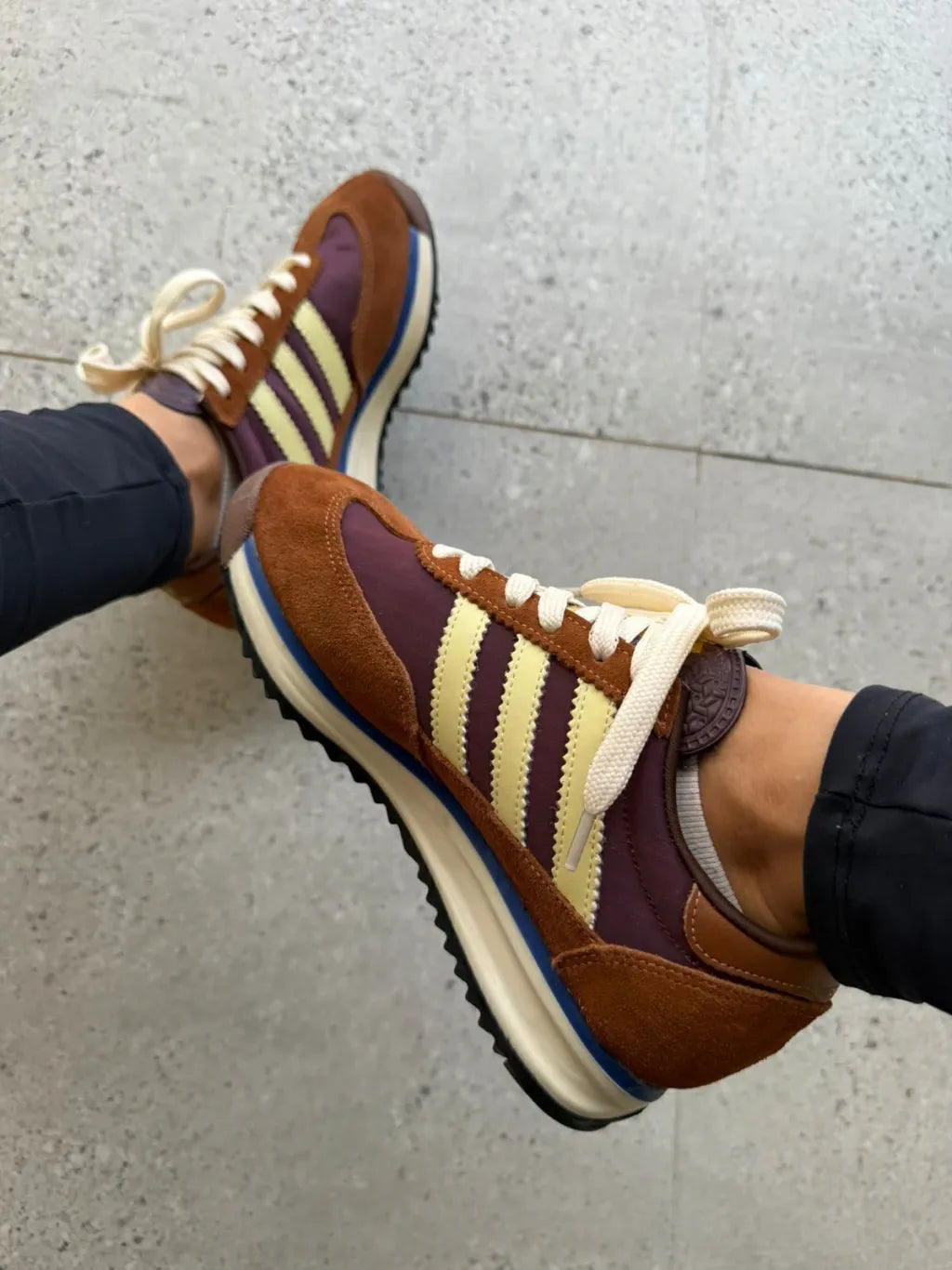 Adidas SL 72
