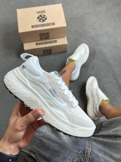 Vans ultrarange neo