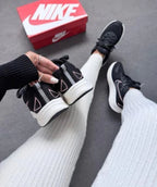 NIKE RUNNING EST