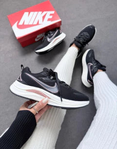 NIKE RUNNING EST