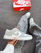 DUNK SB BRANCO/CINZA