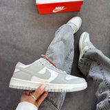 DUNK SB BRANCO/CINZA