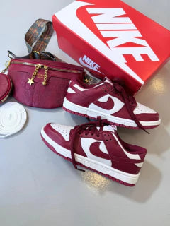 DUNK SB BORDO