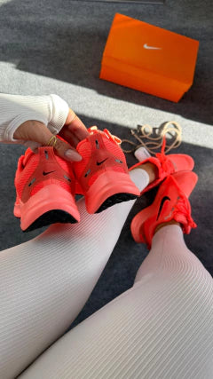Nike Vomero 18