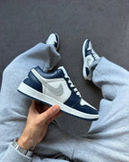 Tênis Jordan low 01